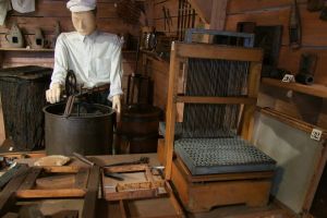 Fragment ekspozycji - warsztat pszczelarza